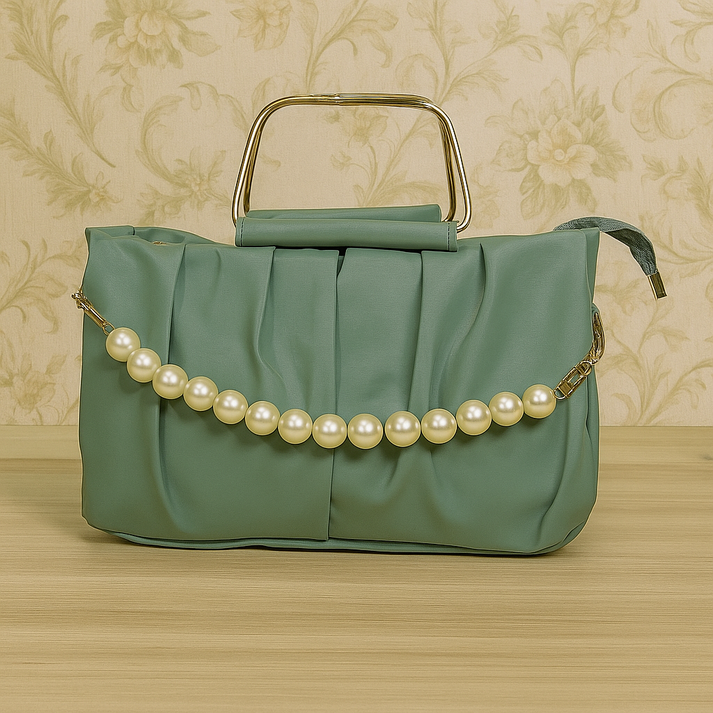Elegant Pearl Purse